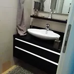 Garda House 게스트하우스 *