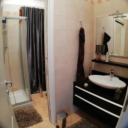 ゲストハウス Garda House *