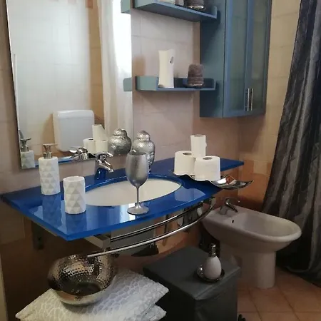 בית הארחה Garda House *