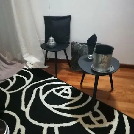 בית הארחה Garda House