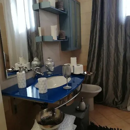 בית הארחה Garda House *