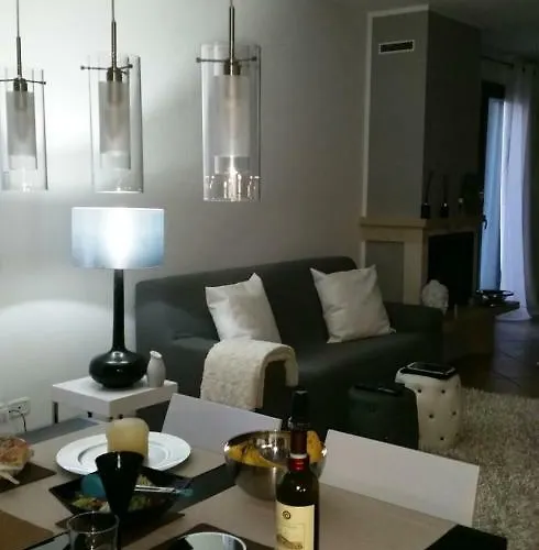 بيت ضيافة Garda House ساندرا