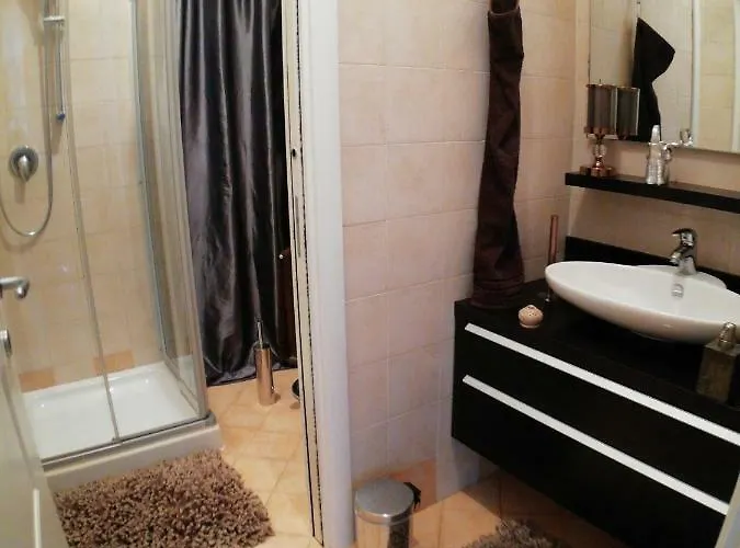 Garda House * Sandra'