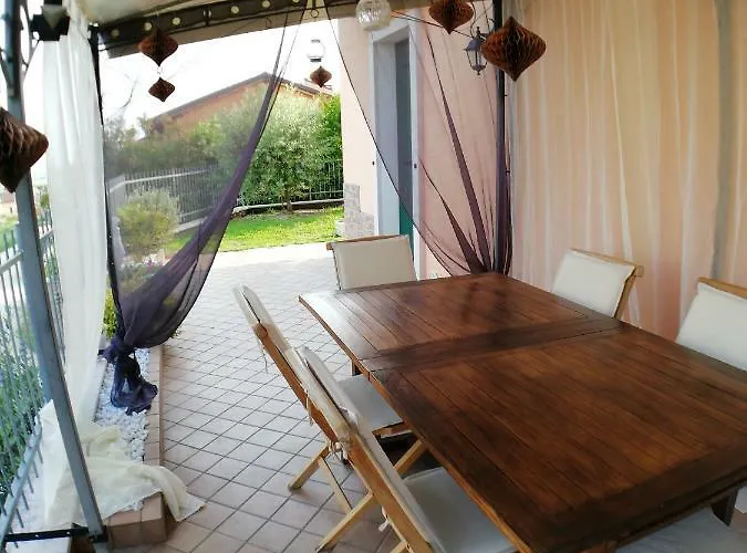 Garda House بيت ضيافة ساندرا