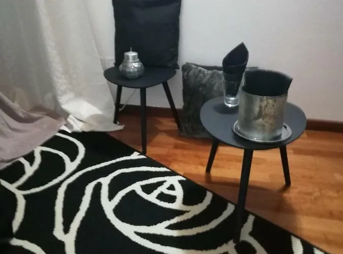 بيت ضيافة Garda House