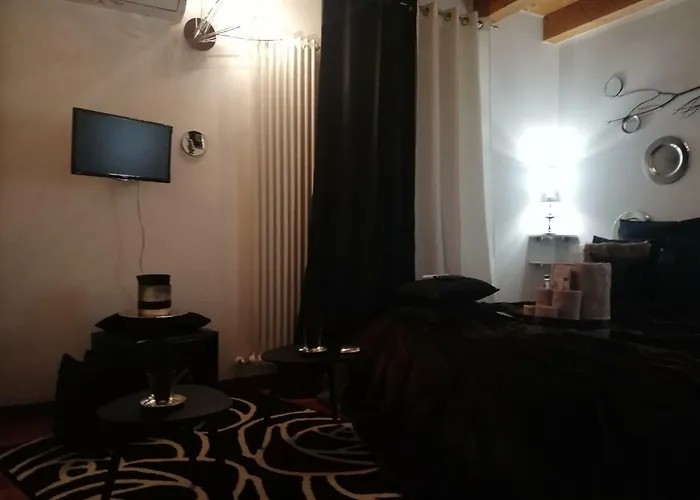 Garda House ساندرا