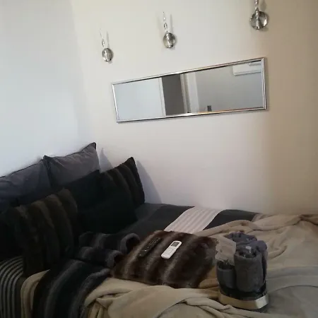 Pensjonat Garda House *