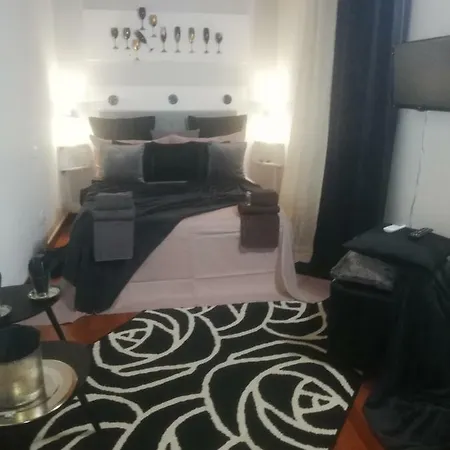 Garda House Pensión Sandrà